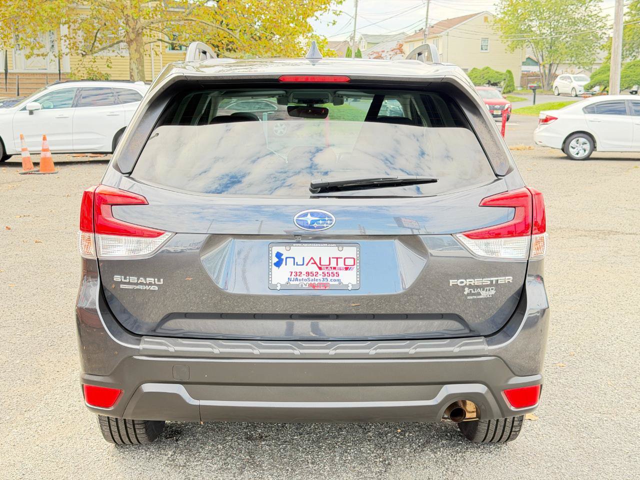 Used 2019 Subaru Forester Premium AWD/4WD image 5
