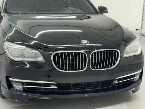 Used 2013 BMW 750Li 750Li image 10