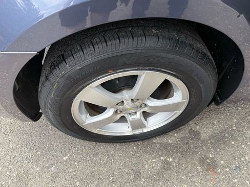 Used 2014 Chevrolet Cruze LT image 12