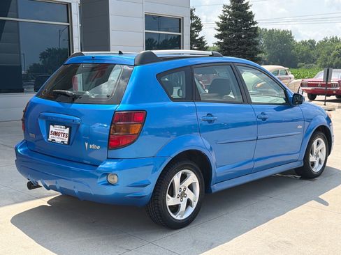 Used 2008 Pontiac Vibe w/ Preferred Package FWD image 8
