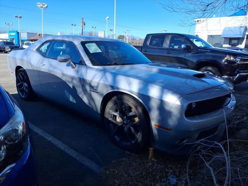Used 2022 Dodge Challenger R/T w/ Blacktop Package image 1