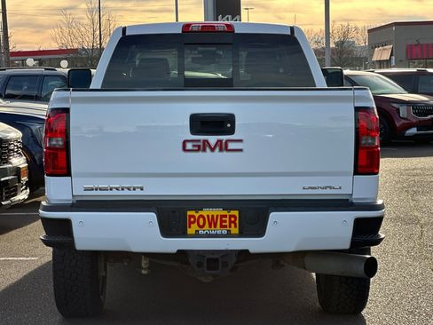 Used 2016 GMC Sierra 2500 Denali w/ Duramax Plus Package image 5