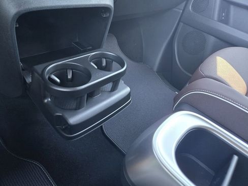 New 2025 Volkswagen ID. Buzz Pro S image 15