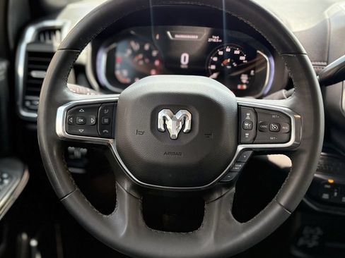 Used 2025 RAM 3500 Laramie AWD/4WD image 15