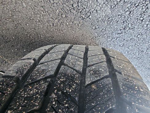 Used 2021 Ford Explorer Limited w/ Equipment Group 301A image 10