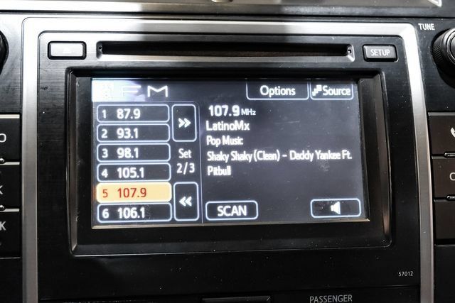Used 2012 Toyota Camry LE FWD image 30