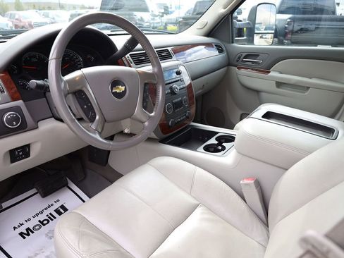Used 2014 Chevrolet Silverado 3500 LTZ w/ LTZ Plus Package AWD/4WD image 12