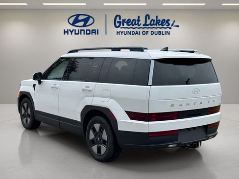 Used 2026 Hyundai Santa Fe SEL FWD image 3