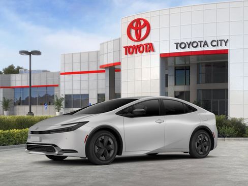 New 2026 Toyota Prius Plug-In Hybrid image 2