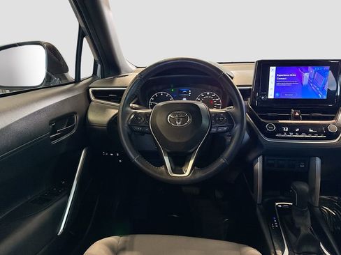 Used 2024 Toyota Corolla Cross AWD Hybrid image 18