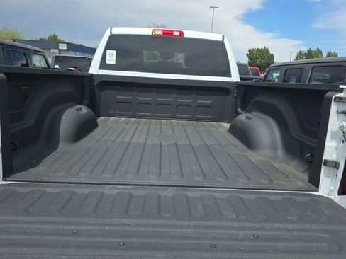 Used 2026 RAM 2500 Big Horn AWD/4WD image 6
