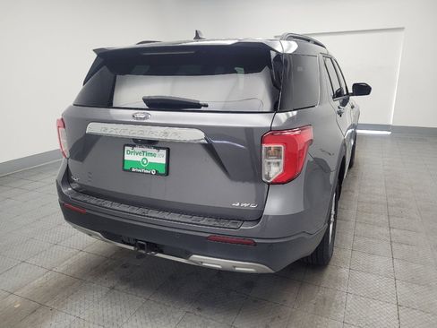 Used 2023 Ford Explorer XLT w/ Equipment Group 202A AWD/4WD image 7