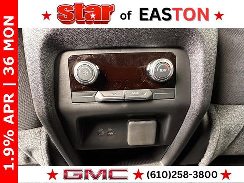 New 2026 GMC Acadia Elevation image 13