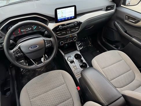 Certified 2022 Ford Escape SE w/ SE Sport Appearance Package AWD/4WD image 6