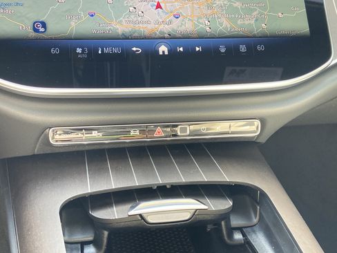 New 2026 Mercedes-Benz E 350 4MATIC Sedan image 31