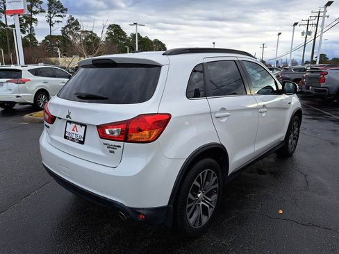 Used 2016 Mitsubishi Outlander Sport SEL image 7