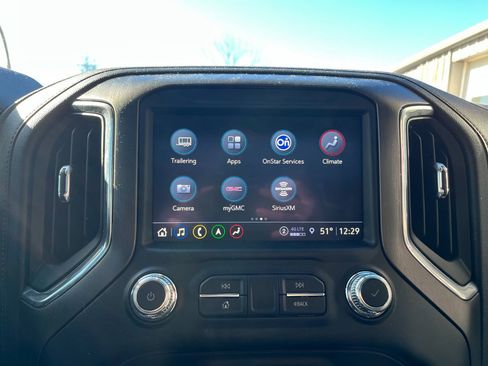 Used 2021 GMC Sierra 2500 AT4 w/ AT4 Premium Plus Package image 19