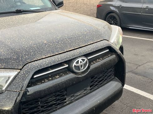Used 2021 Toyota 4Runner SR5 RWD image 7