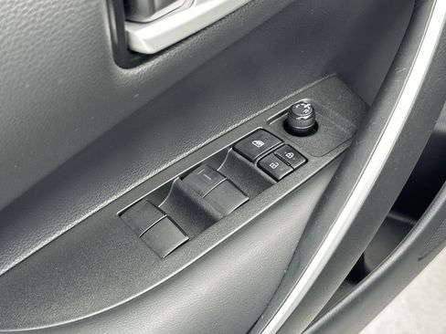 Certified 2024 Toyota Corolla SE image 15