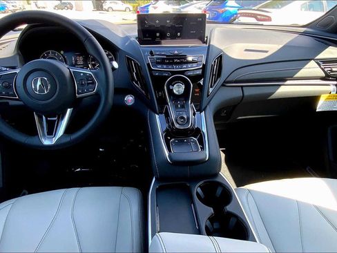 New 2025 Acura RDX SH-AWD image 5