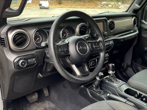 Used 2021 Jeep Wrangler Unlimited Sport AWD/4WD image 8