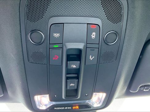 Used 2025 Audi Q3 2.0T Premium Plus w/ Premium Plus Package image 26