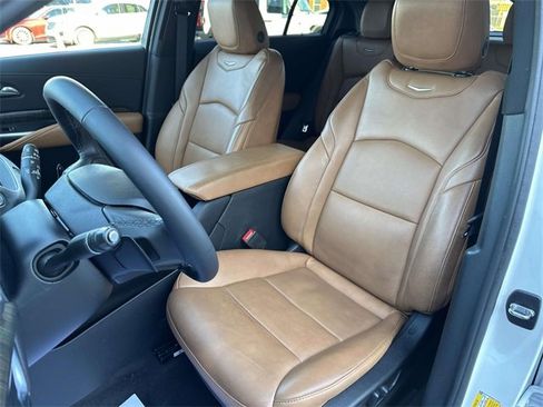 Certified 2022 Cadillac XT4 Premium Luxury w/ Enhanced Visibility Package image 48