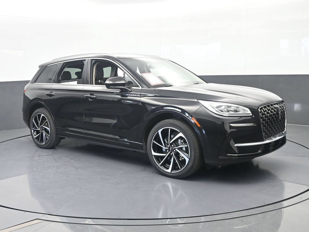 Used 2024 Lincoln Corsair Grand Touring AWD/4WD image 8
