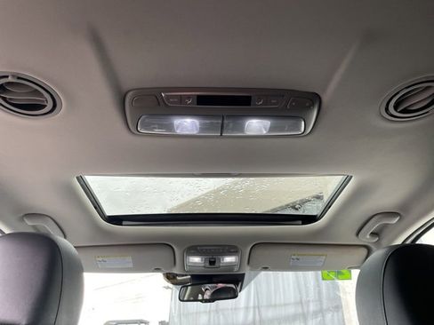 Certified 2022 Kia Telluride EX w/ EX Premium Package image 32