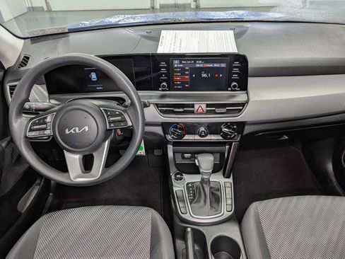 Certified 2024 Kia Seltos LX AWD/4WD image 17