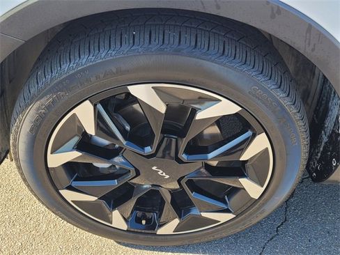 Used 2025 Kia Sorento EX w/ Panoramic Sunroof Package image 17