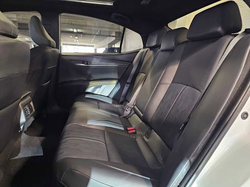 Used 2025 Toyota Camry XSE w/ Premium Plus Package image 31