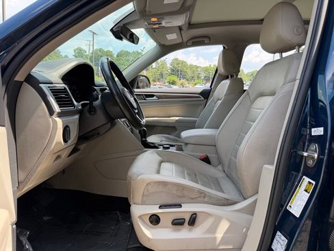 Used 2018 Volkswagen Atlas SEL Premium AWD/4WD image 25