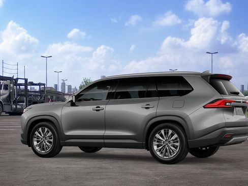 New 2026 Toyota Grand Highlander AWD image 5