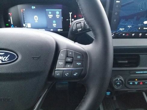 New 2025 Ford Maverick Lariat w/ Black Appearance Package image 27