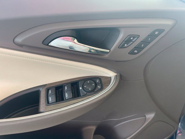 Used 2024 Chevrolet Malibu LT FWD image 17