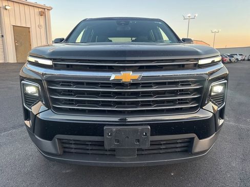 Used 2026 Chevrolet Traverse LT AWD/4WD image 9