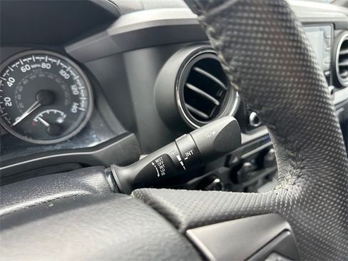 Used 2021 Toyota Tacoma SR5 image 25