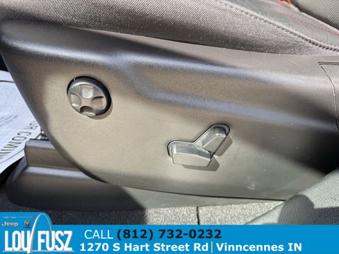 Used 2024 Dodge Durango GT image 22