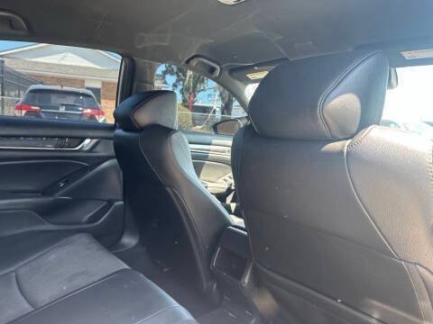 Used 2019 Honda Accord Sport image 21