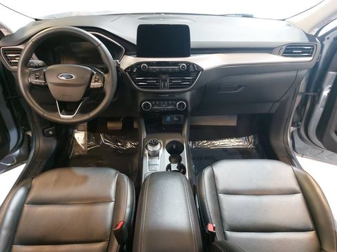 Used 2022 Ford Escape SEL w/ Technology Package FWD image 9
