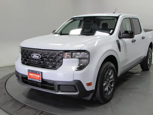New 2025 Ford Maverick XLT w/ XLT Luxury Package image 3