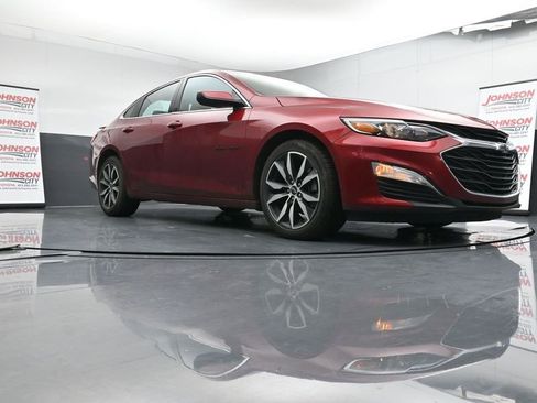 Used 2024 Chevrolet Malibu RS image 18