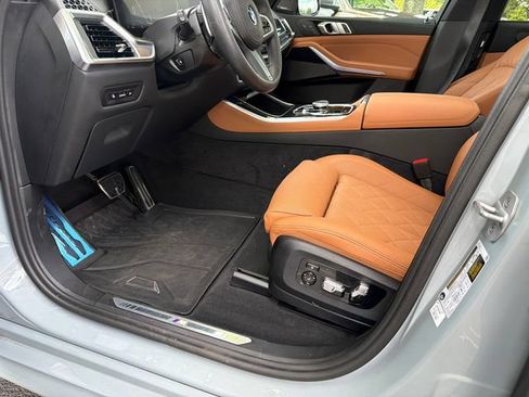 Used 2024 BMW X5 sDrive40i w/ M Sport Package RWD image 9