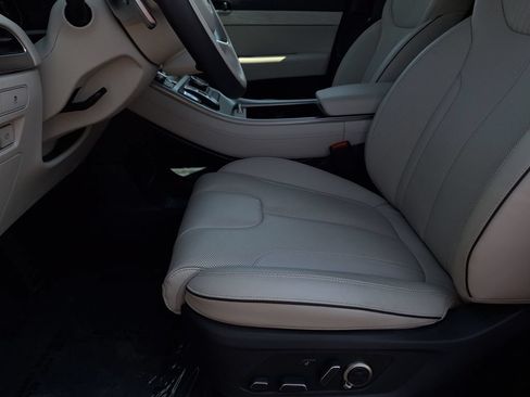 Certified 2025 Hyundai Palisade Calligraphy AWD/4WD image 11