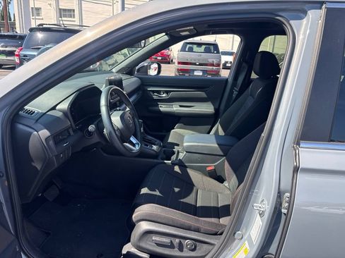 Used 2025 Honda CR-V Sport image 14