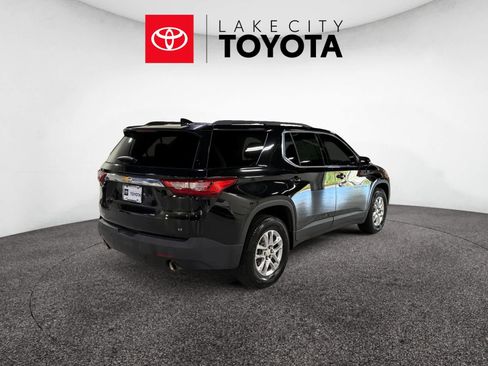 Used 2020 Chevrolet Traverse LT w/ LPO, Floor Liner Package image 7