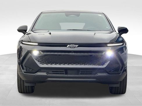 Used 2026 Chevrolet Equinox EV LT image 8