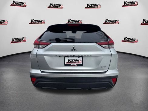Used 2022 Mitsubishi Eclipse Cross LE image 6