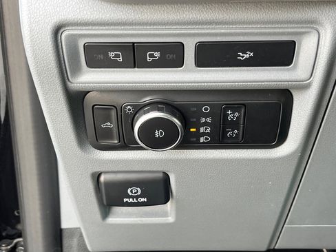 Certified 2023 Ford F150 XLT w/ Equipment Group 302A High image 17